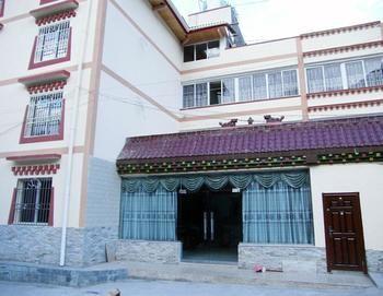 Yixinyuan Hotel Цзючжайгоу Экстерьер фото